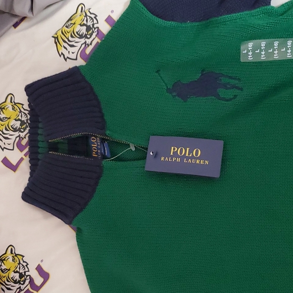 Sweater - Picture 2 of 3